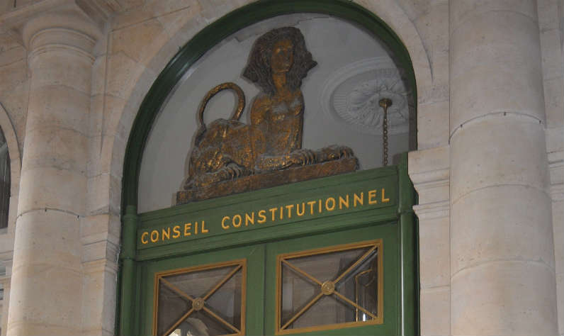 Comprendre la politique en France : qu’est-ce que la constitution ?