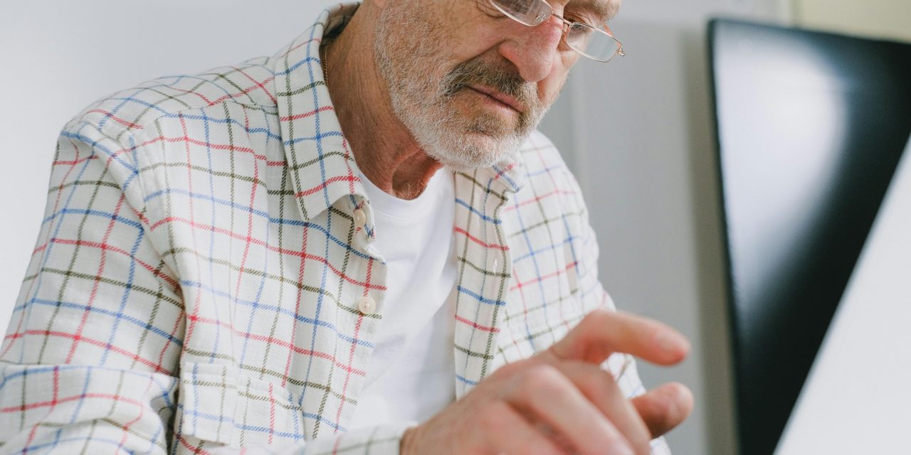 Inclusion numérique : quelles solutions face à l’exclusion digitale ?