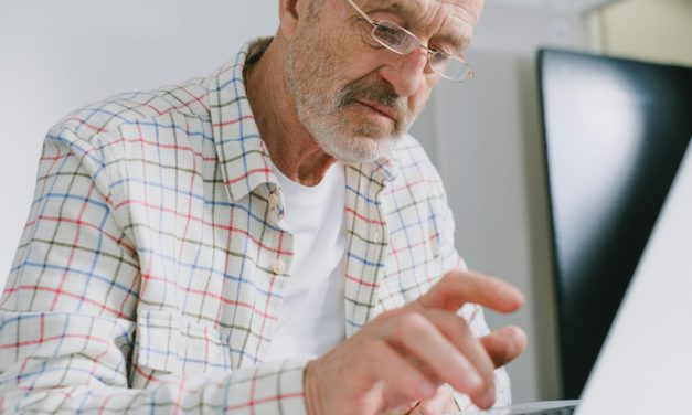 Inclusion numérique : quelles solutions face à l’exclusion digitale ?